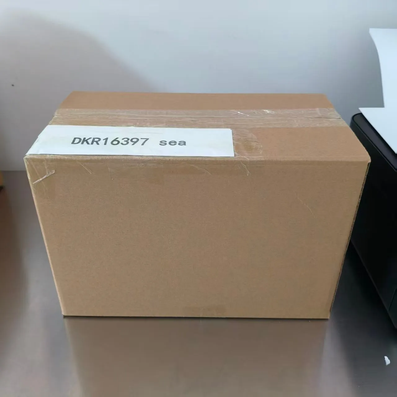 جوجو پیک کے لئے پہیے والے اسٹیکرز بھیجے گئے ہیں۔