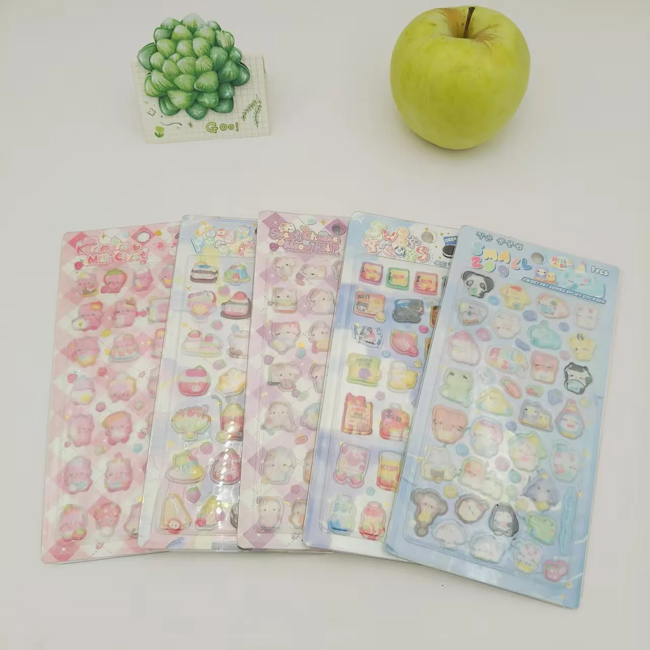 جوجو پیک گاہک کو نمونے بھیج رہا ہے