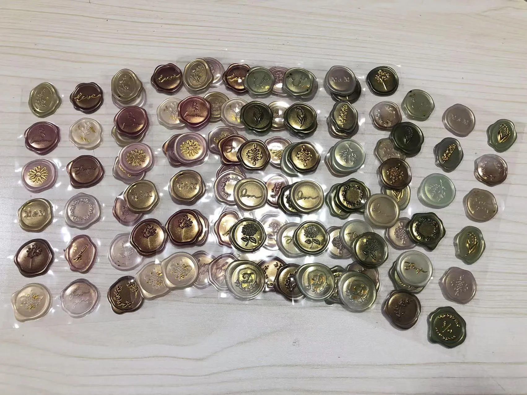 موم مہر اسٹیکرز روانہ کردیئے گئے ہیں